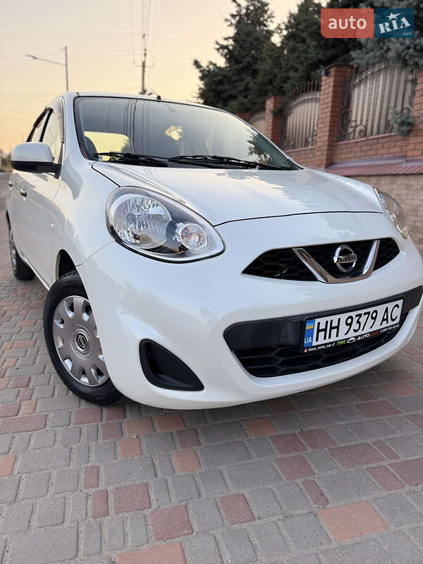 Хэтчбек Nissan Micra 2015 в Одессе