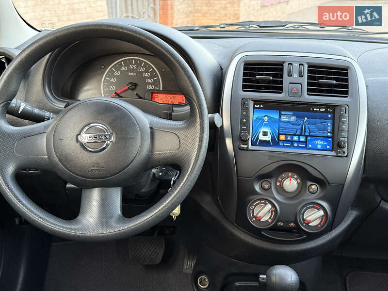 Хэтчбек Nissan Micra 2015 в Одессе