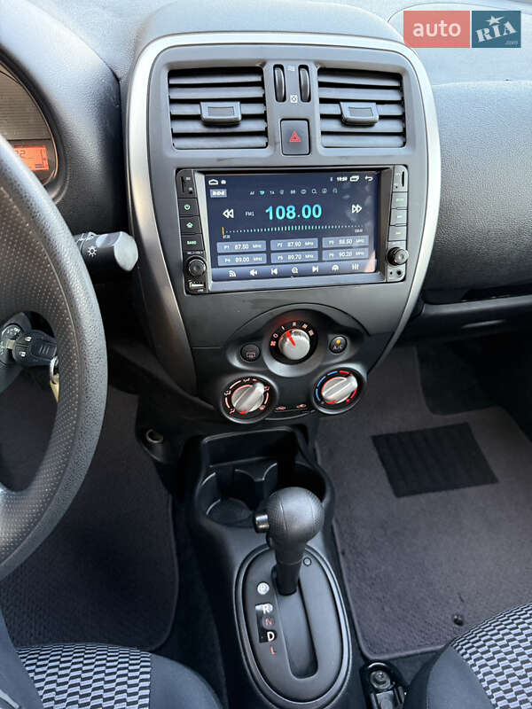 Хэтчбек Nissan Micra 2015 в Одессе