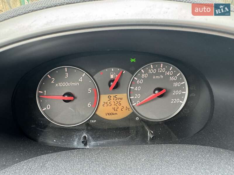 Хетчбек Nissan Micra 2010 в Івано-Франківську