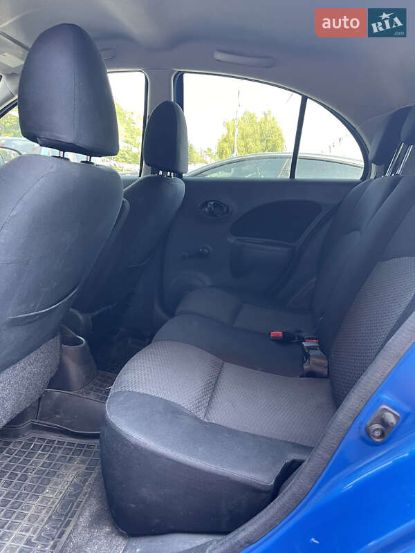 Хетчбек Nissan Micra 2011 в Чернівцях