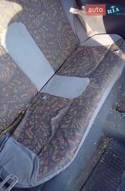 Хетчбек Nissan Micra 1997 в Отинії