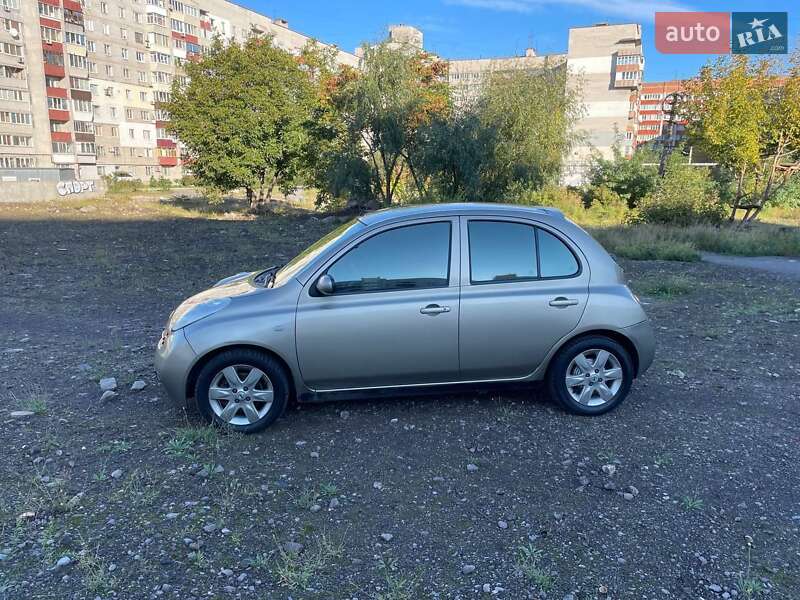 Хетчбек Nissan Micra 2003 в Дніпрі