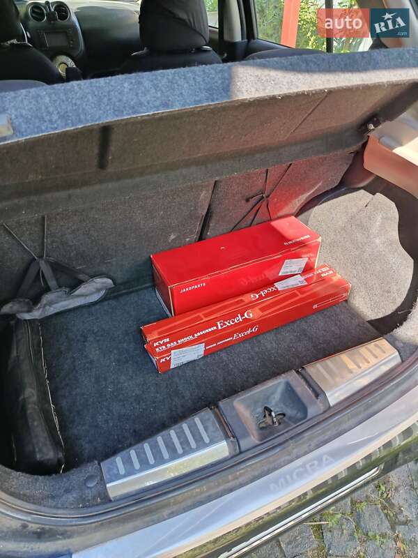 Хэтчбек Nissan Micra 2010 в Сумах