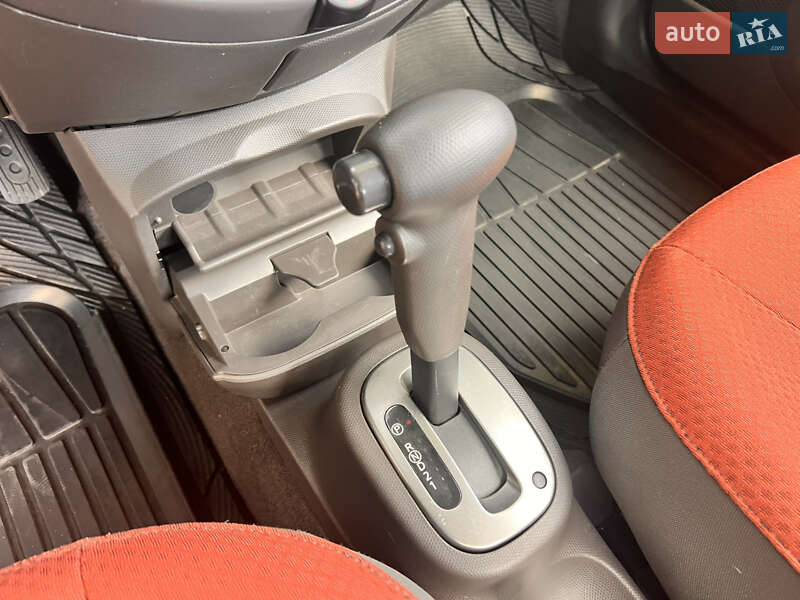 Хэтчбек Nissan Micra 2007 в Харькове