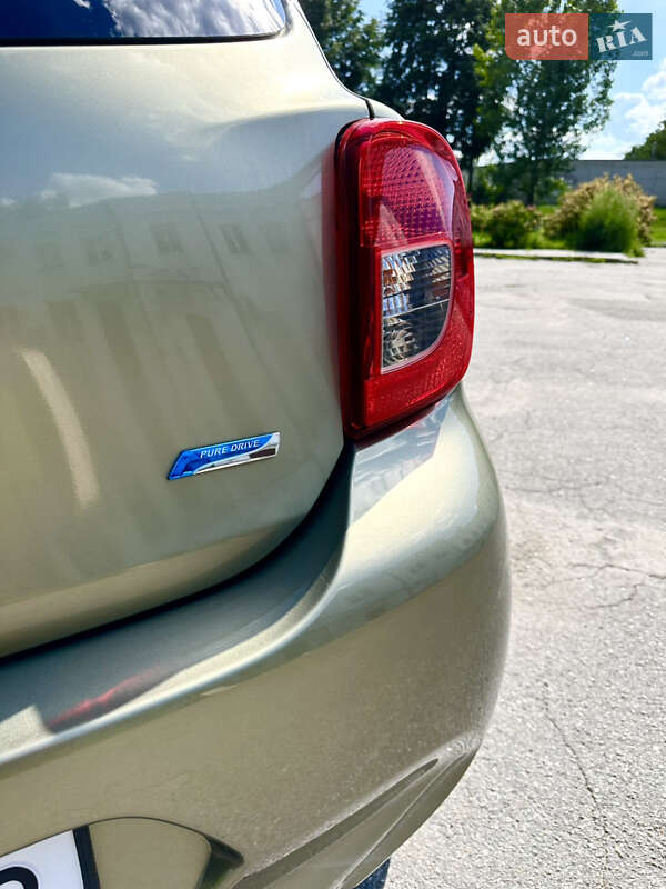 Хэтчбек Nissan Micra 2013 в Киеве