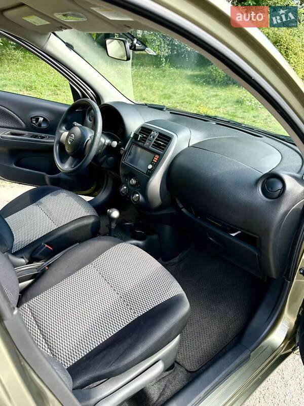 Хэтчбек Nissan Micra 2013 в Киеве