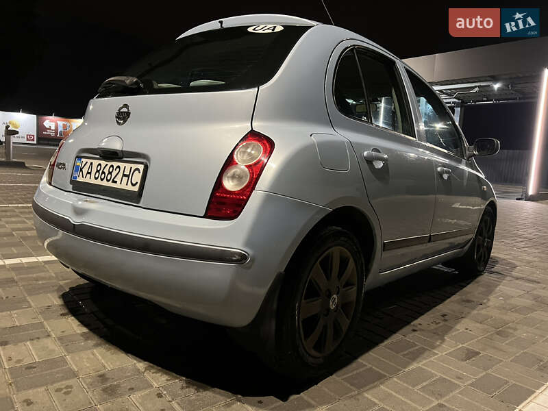 Хэтчбек Nissan Micra 2005 в Киеве