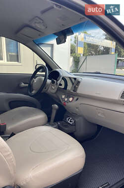 Хэтчбек Nissan Micra 2003 в  фото 12 Хэтчбек Nissan Micra 2003 в