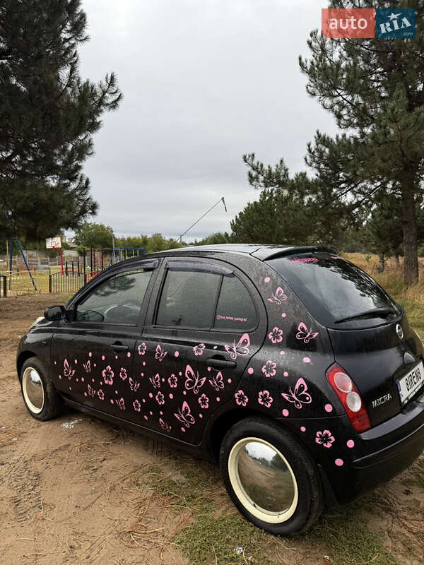 Хетчбек Nissan Micra 2006 в Павлограді