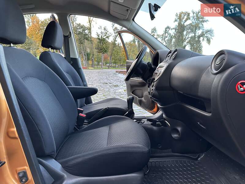 Хетчбек Nissan Micra 2012 в Харкові