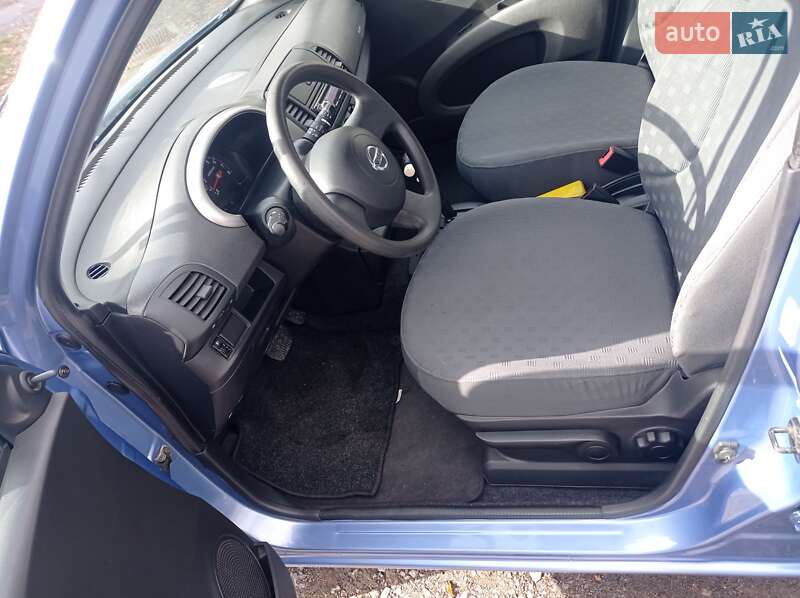 Хэтчбек Nissan Micra 2004 в Виннице
