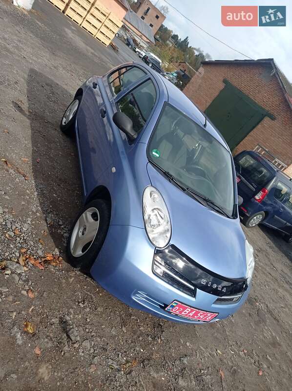 Хэтчбек Nissan Micra 2004 в Виннице