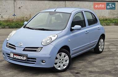 Хэтчбек Nissan Micra 2005 в  фото 3 Хэтчбек Nissan Micra 2005 в