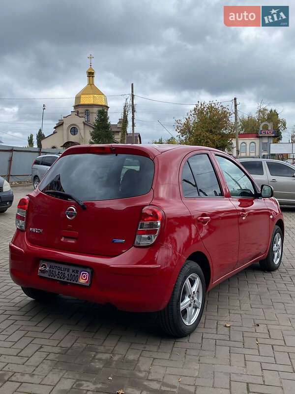 Хэтчбек Nissan Micra 2011 в Кривом Роге