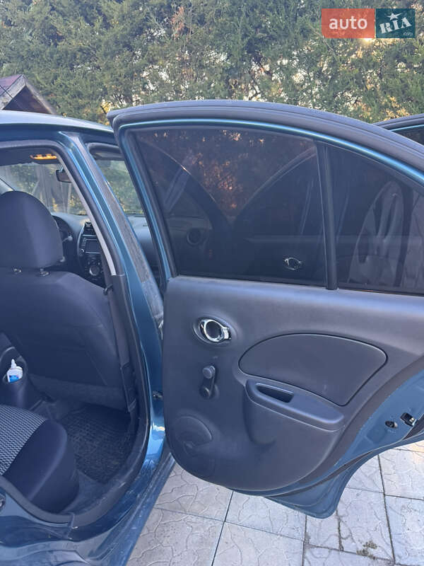 Хэтчбек Nissan Micra 2014 в Днепре