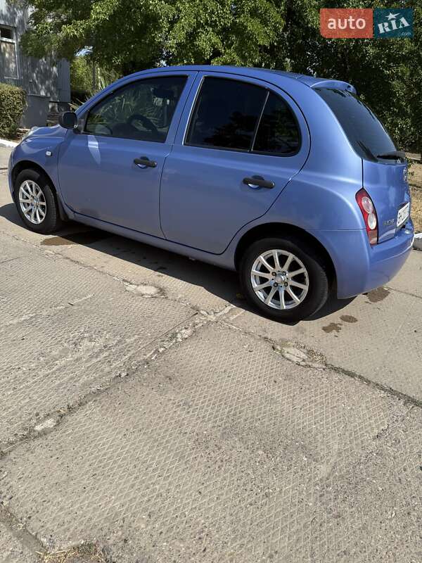Nissan Micra 2004 Nissan Micra 2004