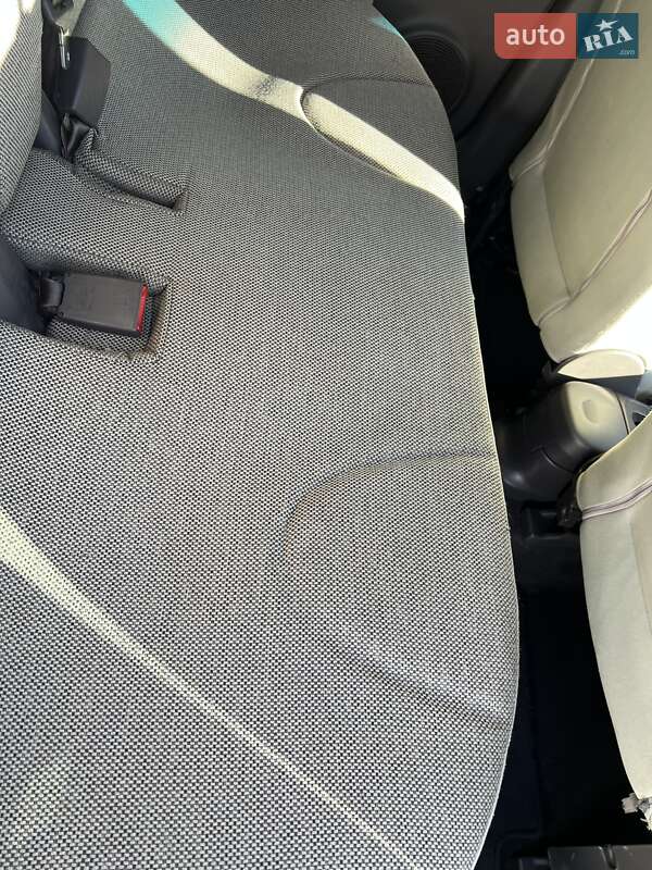 Хэтчбек Nissan Micra 2006 в Киеве фото 15 Хэтчбек Nissan Micra 2006 в Киеве