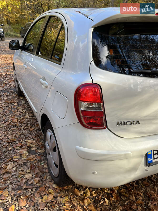 Хэтчбек Nissan Micra 2011 в Львове