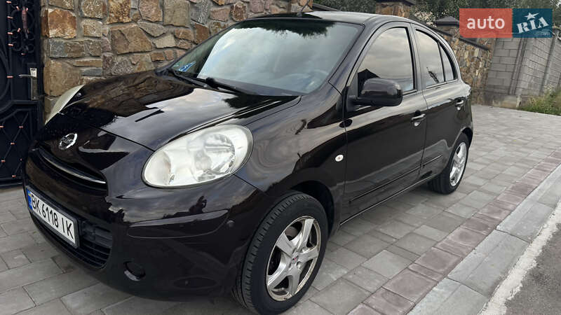 Хэтчбек Nissan Micra 2011 в Ровно
