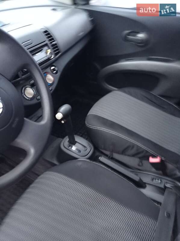 Хэтчбек Nissan Micra 2004 в Новых Санжарах фото 7 Хэтчбек Nissan Micra 2004 в Новых Санжарах