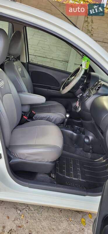 Хетчбек Nissan Micra 2013 в Києві фото 12 Хетчбек Nissan Micra 2013 в Києві