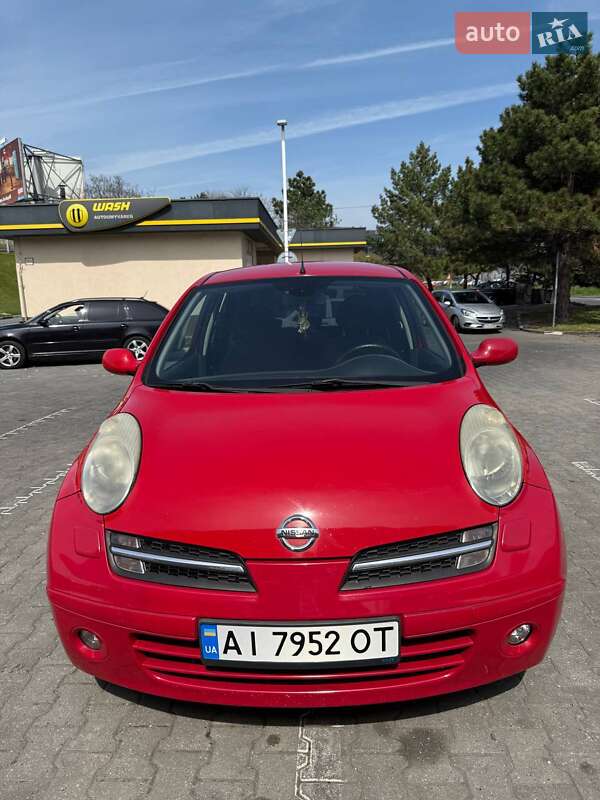 Хэтчбек Nissan Micra 2005 в Яготине