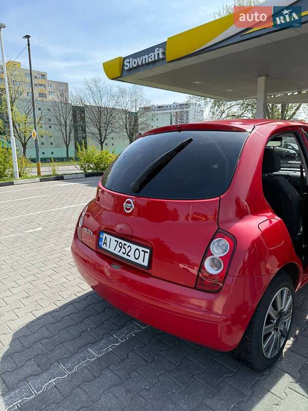 Хэтчбек Nissan Micra 2005 в Яготине