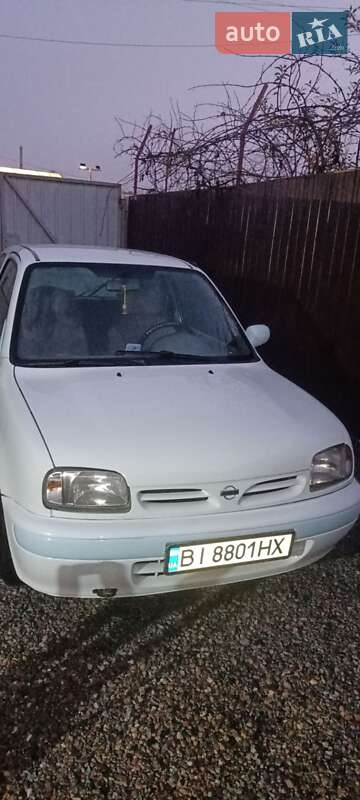Хэтчбек Nissan Micra 1996 в Полтаве
