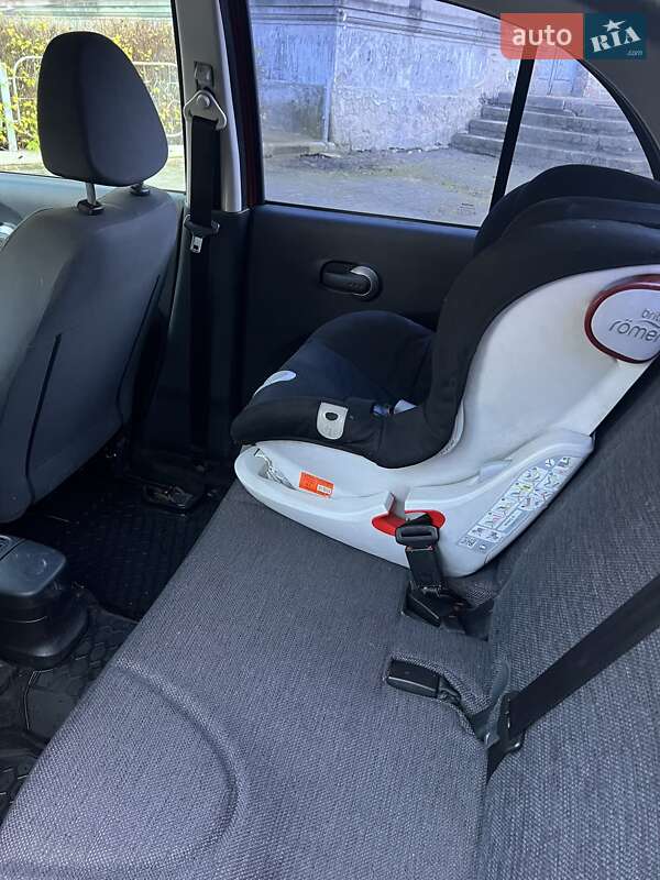 Хэтчбек Nissan Micra 2006 в Черновцах фото 17 Хэтчбек Nissan Micra 2006 в Черновцах