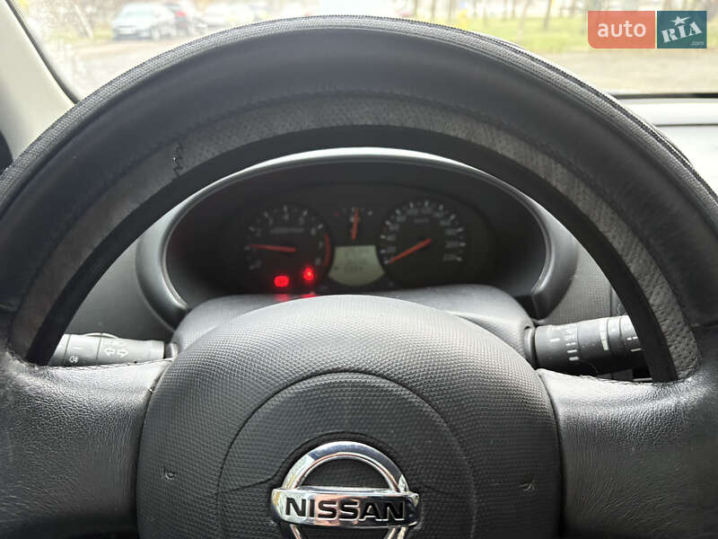 Хэтчбек Nissan Micra 2009 в Днепре