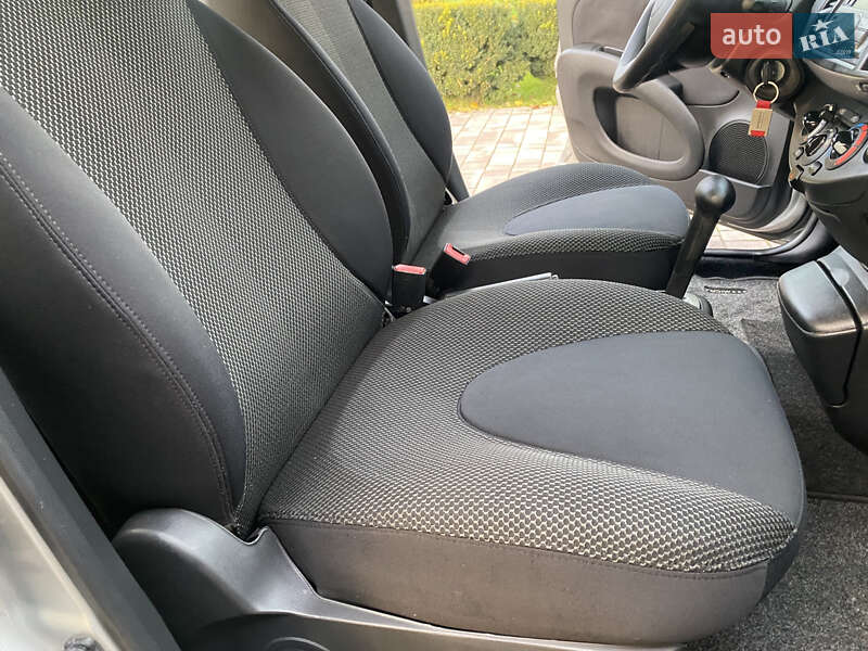 Хетчбек Nissan Micra 2008 в Вінниці