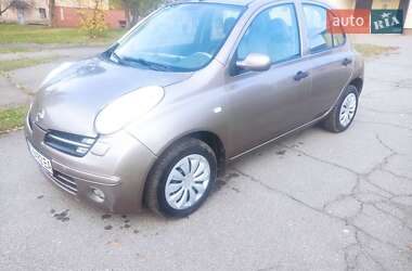 Хетчбек Nissan Micra 2007 в Десні