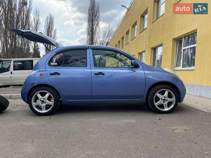 Nissan Micra 2004