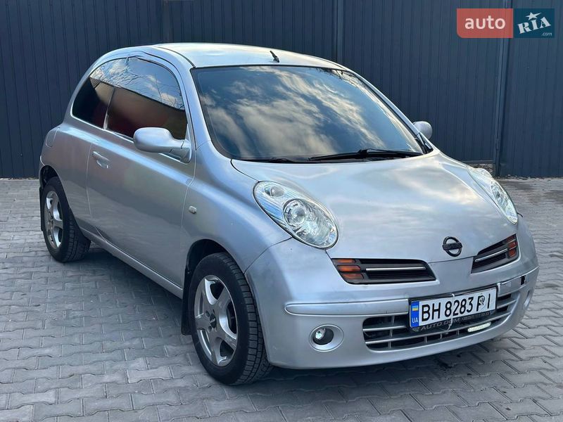 Хэтчбек Nissan Micra 2004 в Одессе