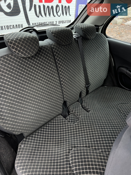 Хэтчбек Nissan Micra 2007 в Черкассах