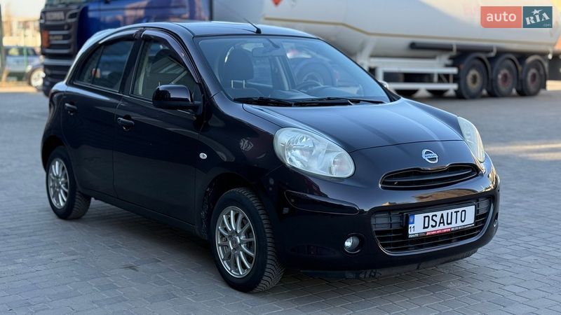 Хэтчбек Nissan Micra 2013 в Киеве