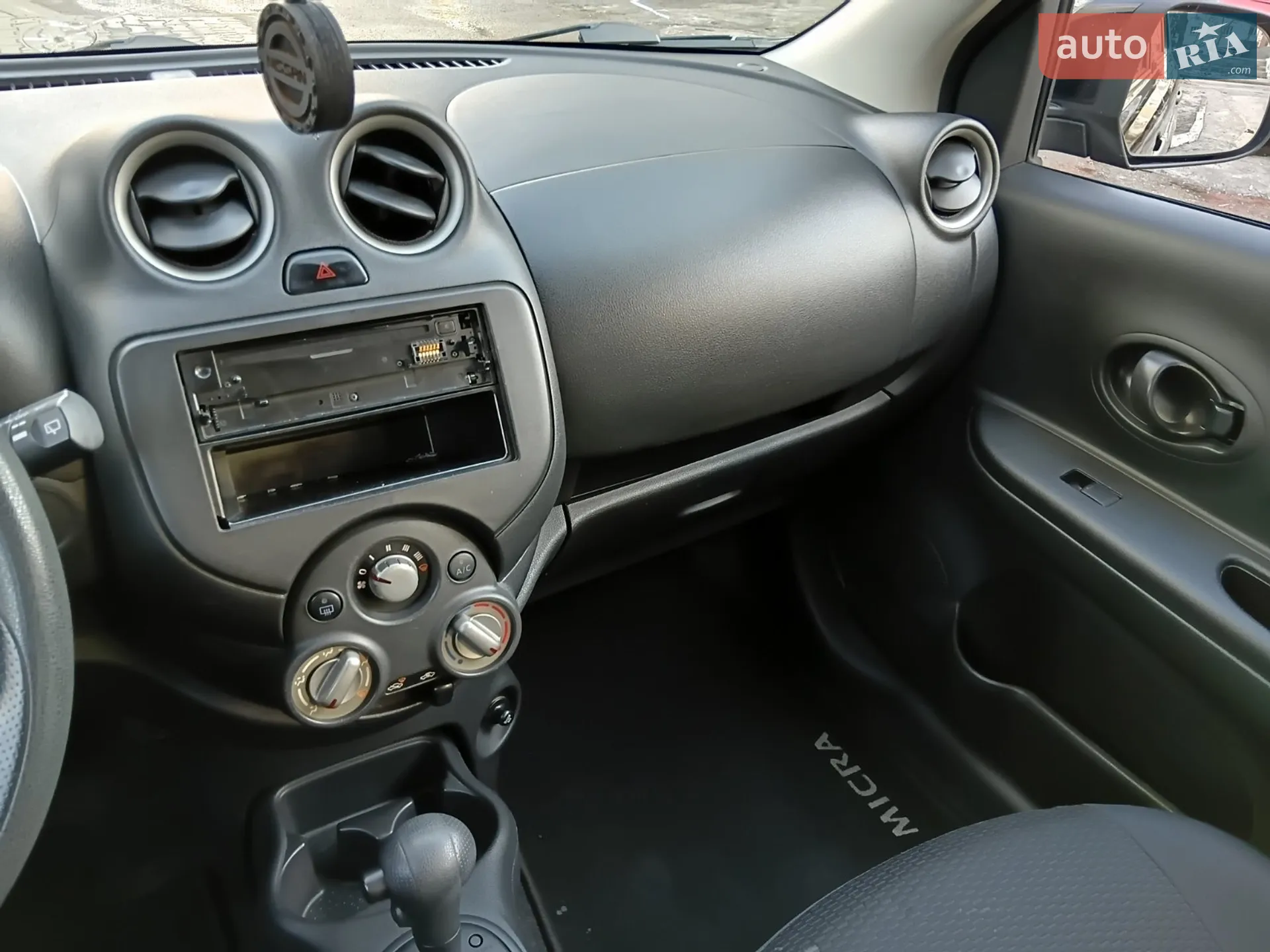 2015 Nissan Micra - мініатюра 11