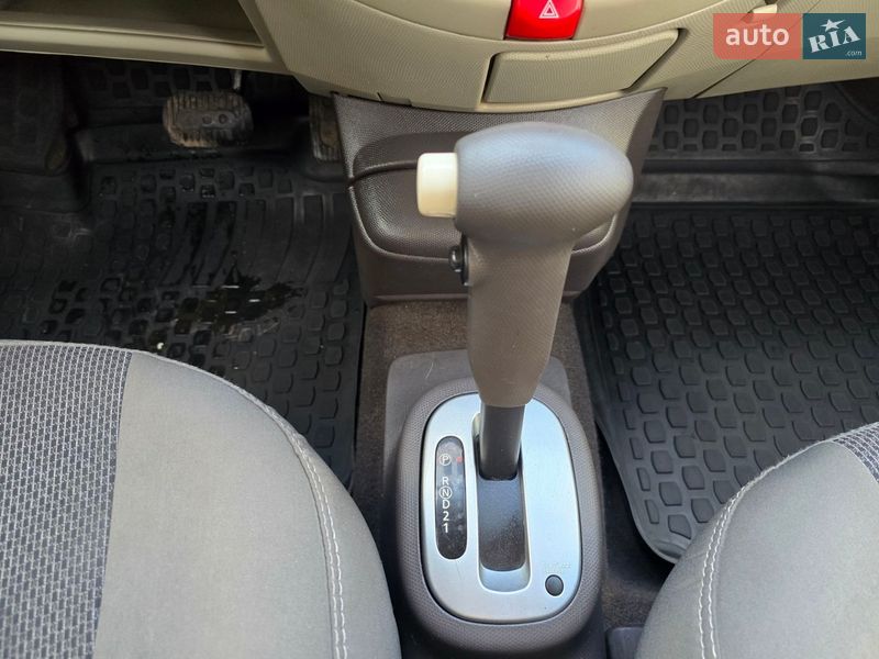 Хэтчбек Nissan Micra 2005 в Одессе