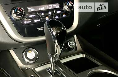 Позашляховик / Кросовер Nissan Murano 2021 в 