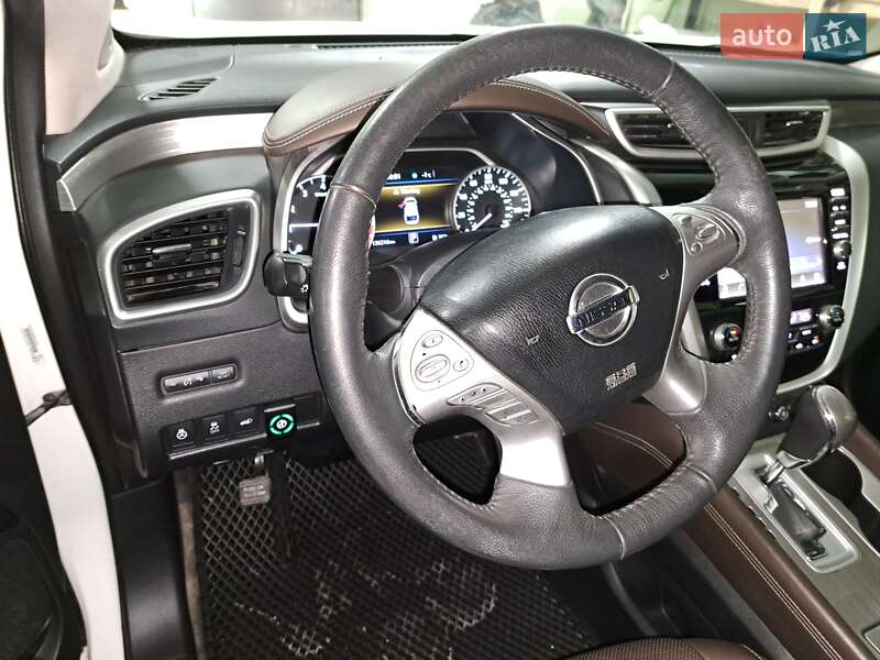 Внедорожник / Кроссовер Nissan Murano 2016 в Кропивницком
