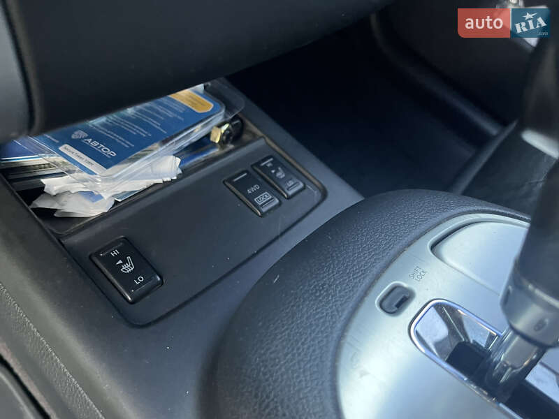 Позашляховик / Кросовер Nissan Murano 2011 в Ужгороді