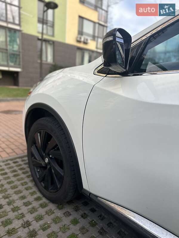 Позашляховик / Кросовер Nissan Murano 2017 в Києві