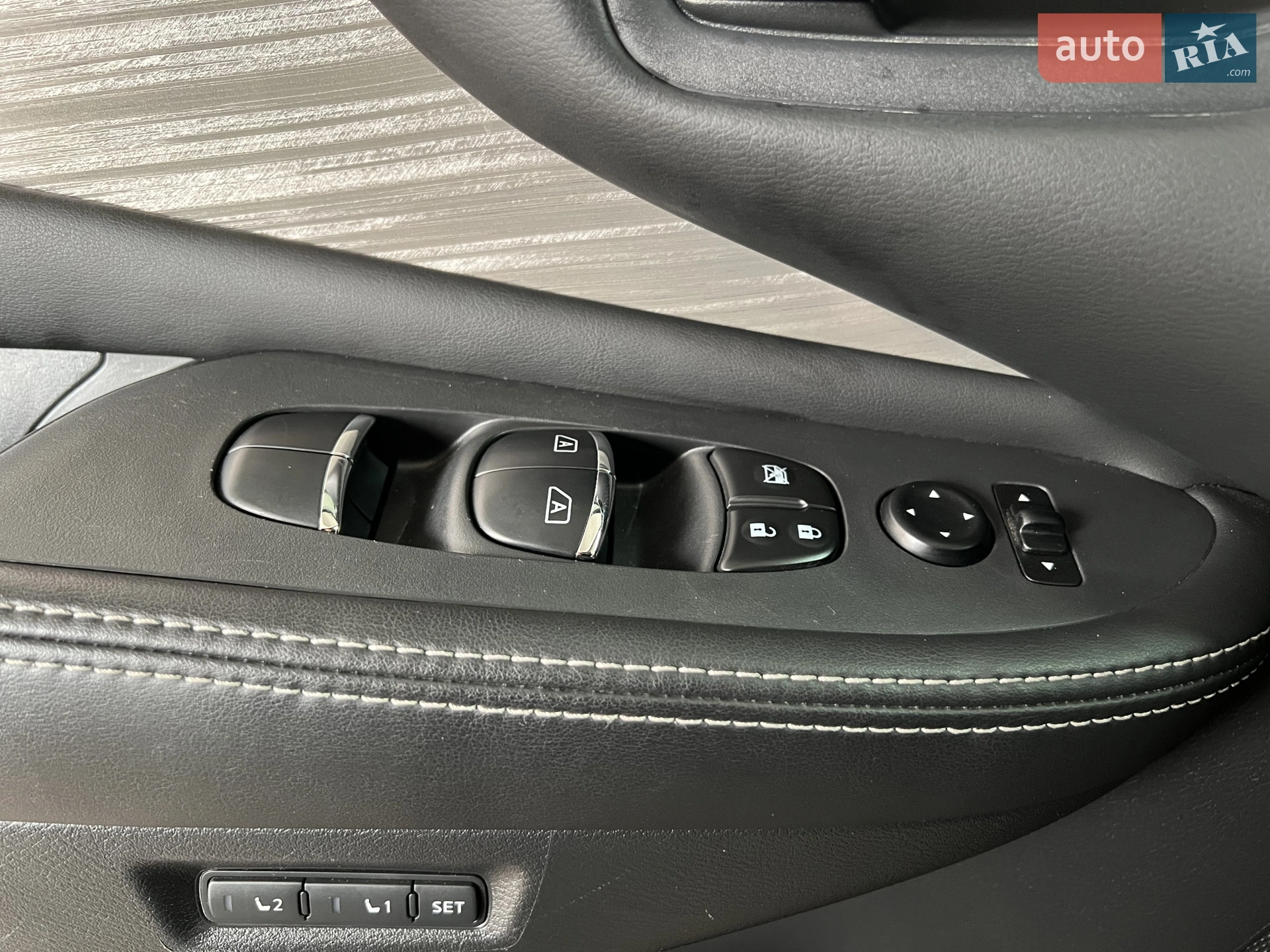 2017 Nissan Murano - мініатюра 38