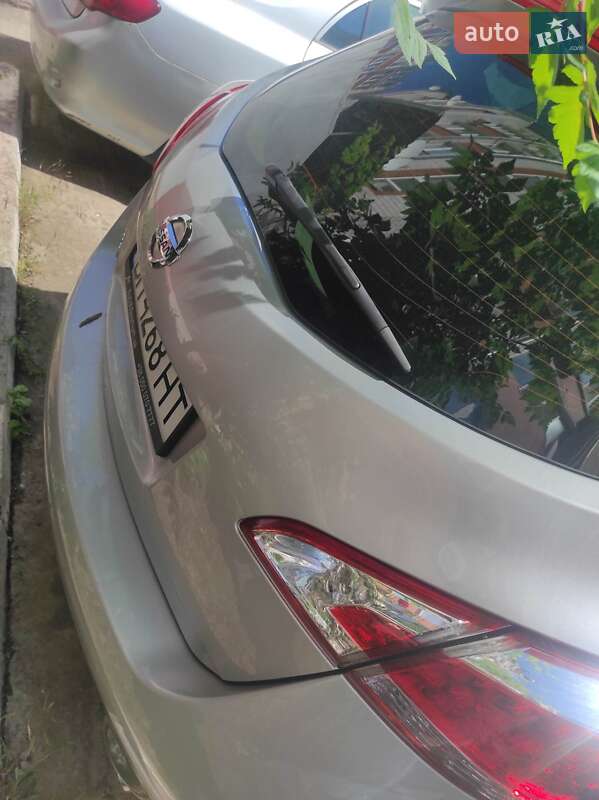 Внедорожник / Кроссовер Nissan Murano 2011 в Черноморске