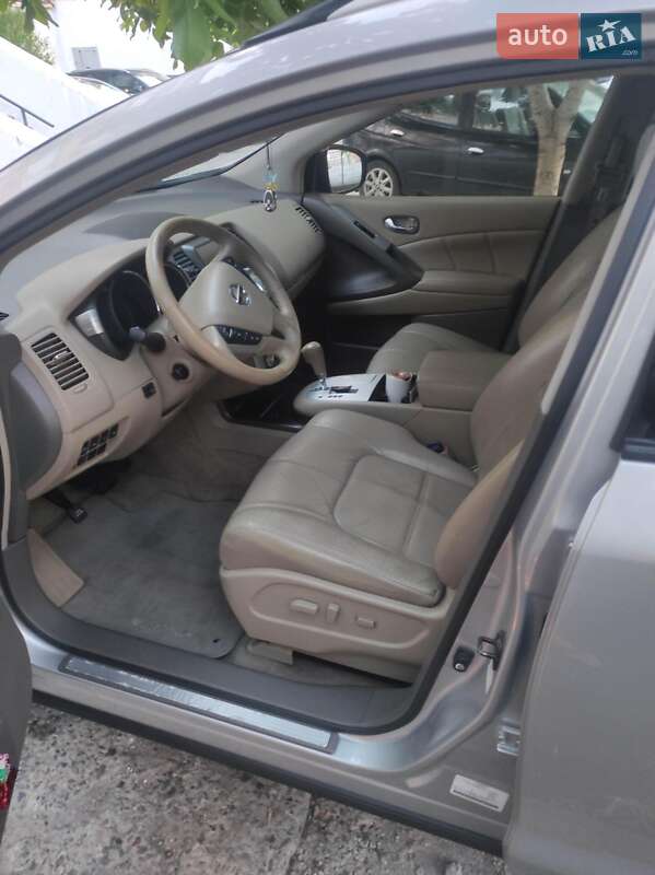 Внедорожник / Кроссовер Nissan Murano 2011 в Черноморске