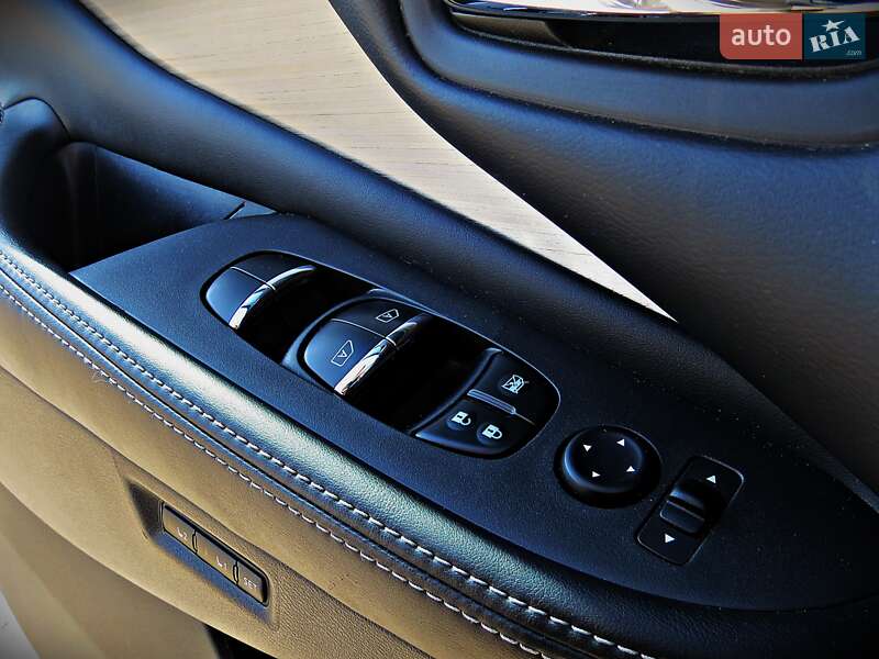 Внедорожник / Кроссовер Nissan Murano 2017 в Черкассах