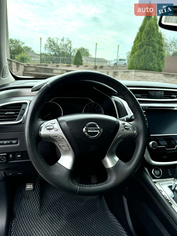 Внедорожник / Кроссовер Nissan Murano 2016 в Новгородке