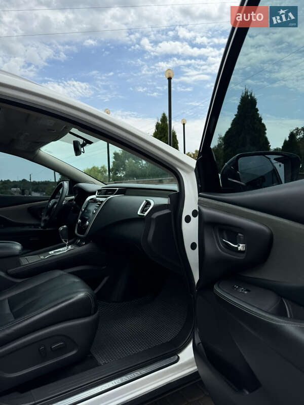 Внедорожник / Кроссовер Nissan Murano 2016 в Новгородке