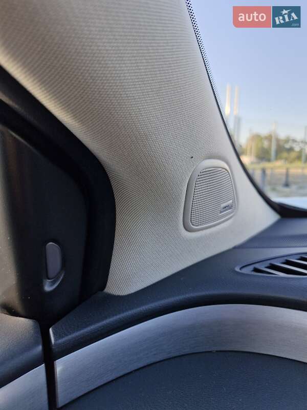 Позашляховик / Кросовер Nissan Murano 2019 в Первомайську